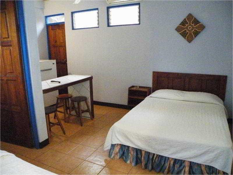 Espadilla Gardens Hotel